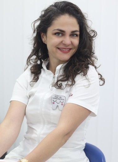 Dr Elma Prelevic